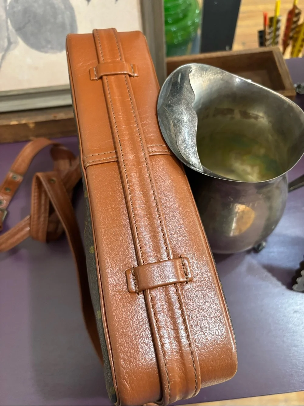 Louis Vuitton vintage Sac Bandouliere crossbody with classic monogram canvas.